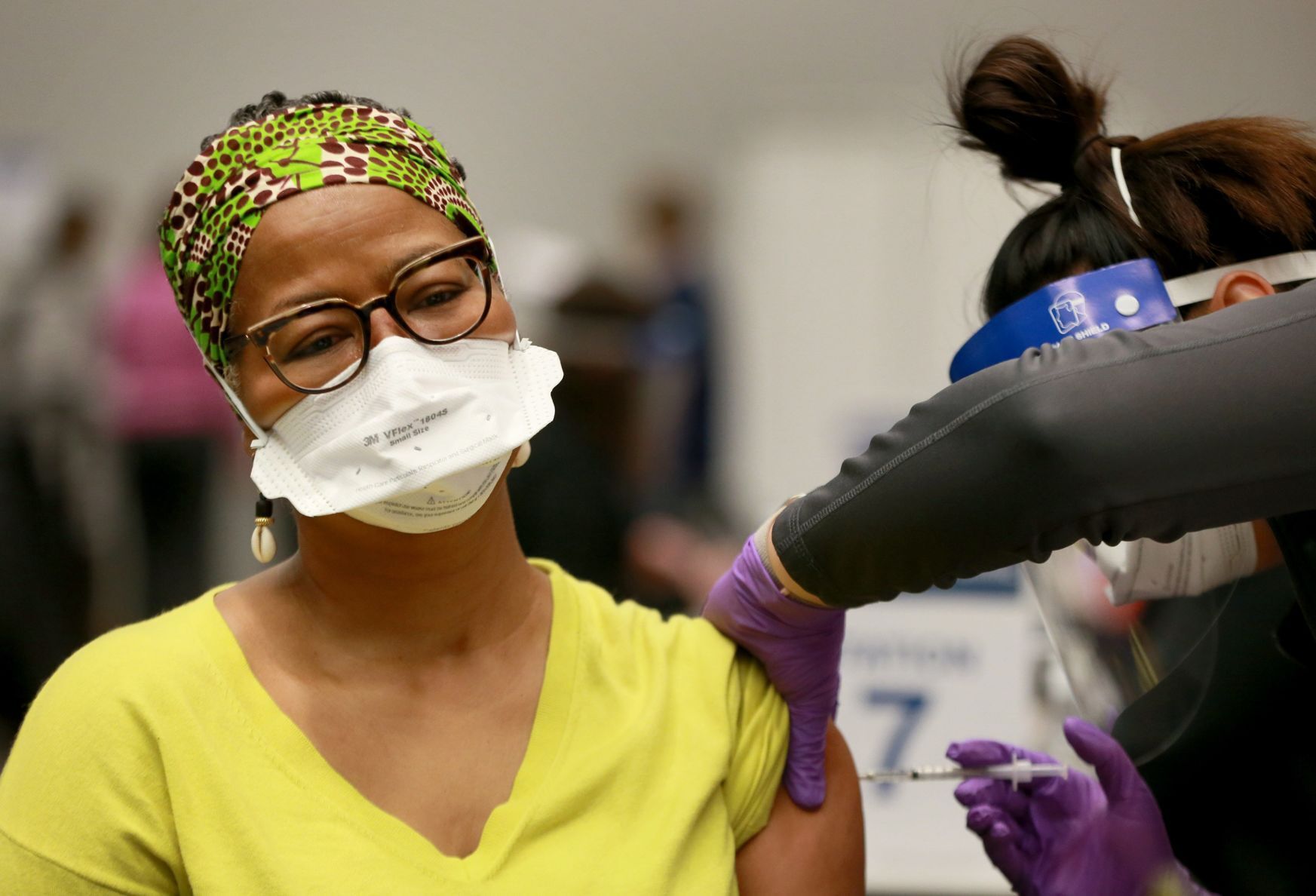 BJC begins vaccinating frontline caregivers